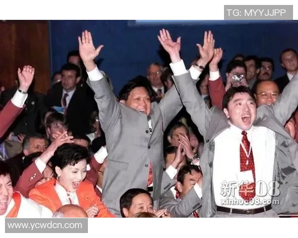 重庆足球队的蜕变之路:从低谷到世界锦标赛的辉煌历程 重庆足球队的蜕变之路:从低谷到世界锦标赛的辉煌历程